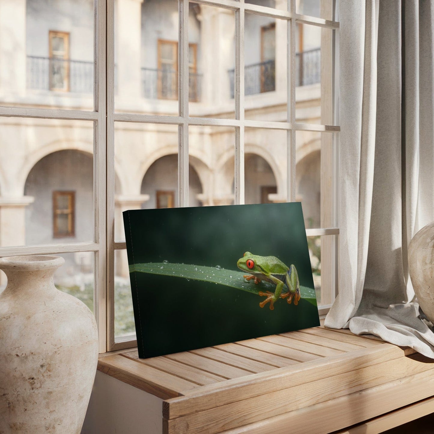 Green Tree Frog Canvas